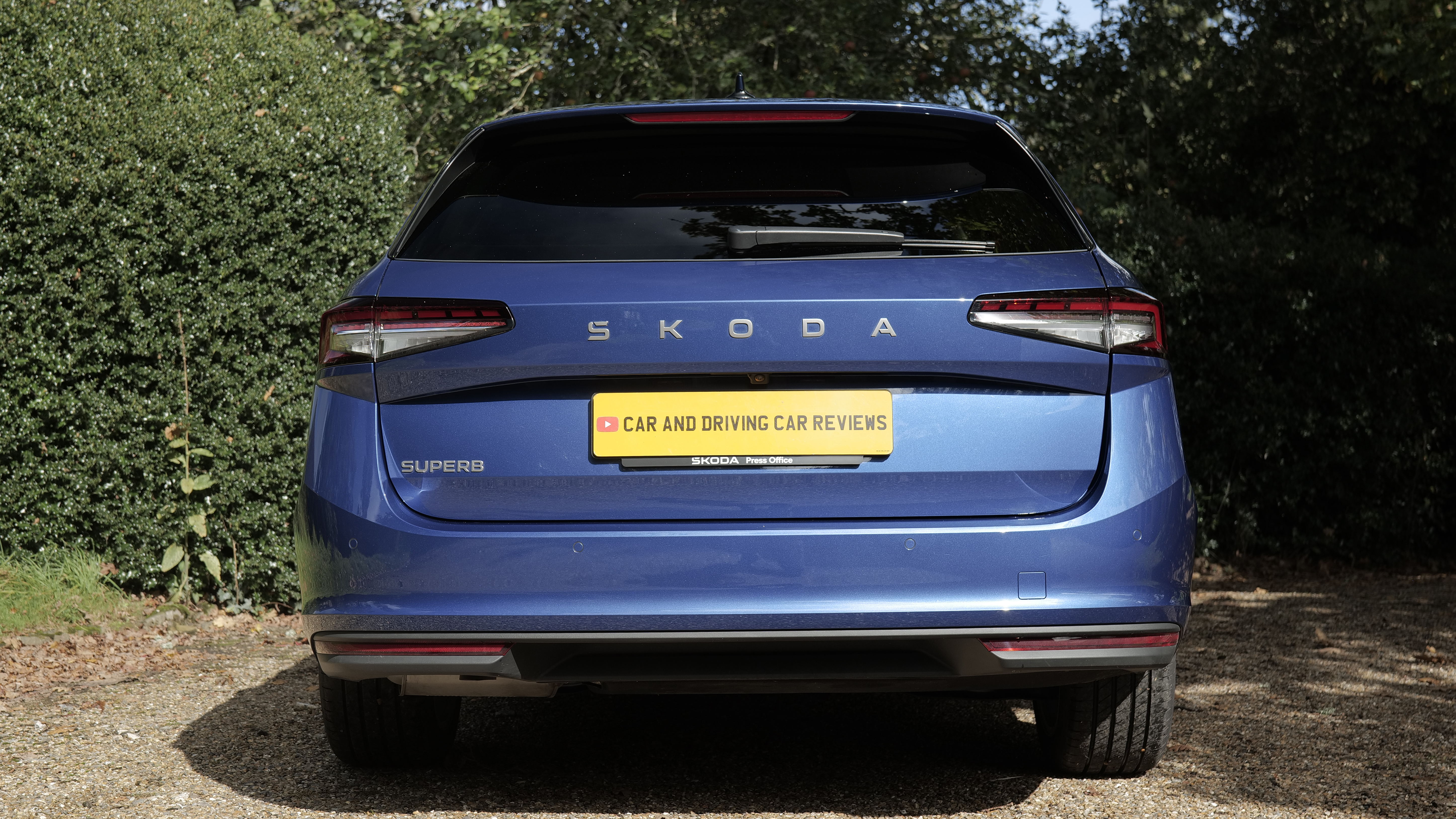 SKODA SUPERB DIESEL HATCHBACK 2.0 TDI 193 Laurin + Klement 4X4 5dr DSG